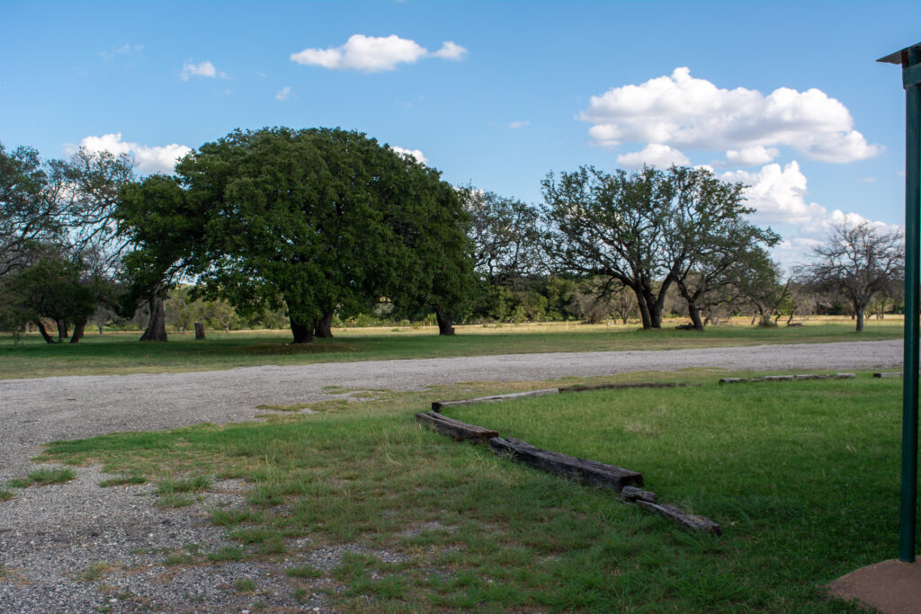 Melody Oaks Front pasture- The perfect hidden wedding venue